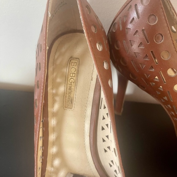 Summer brown cutout heels - Picture 3 of 8